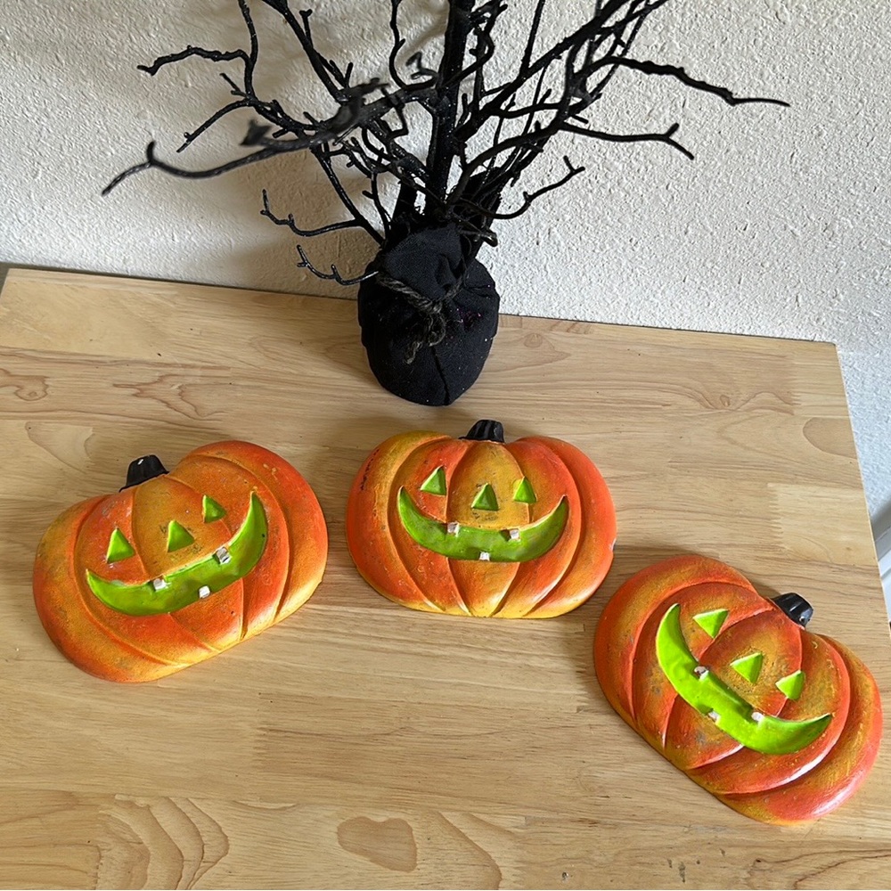 New Halloween glow in the dark pumpkin GID cement stepping stones (3) 🎃💀